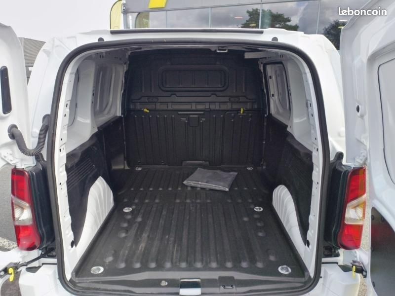 Opel Combo Cargo M Diesel 100ch Tech (image 6)
