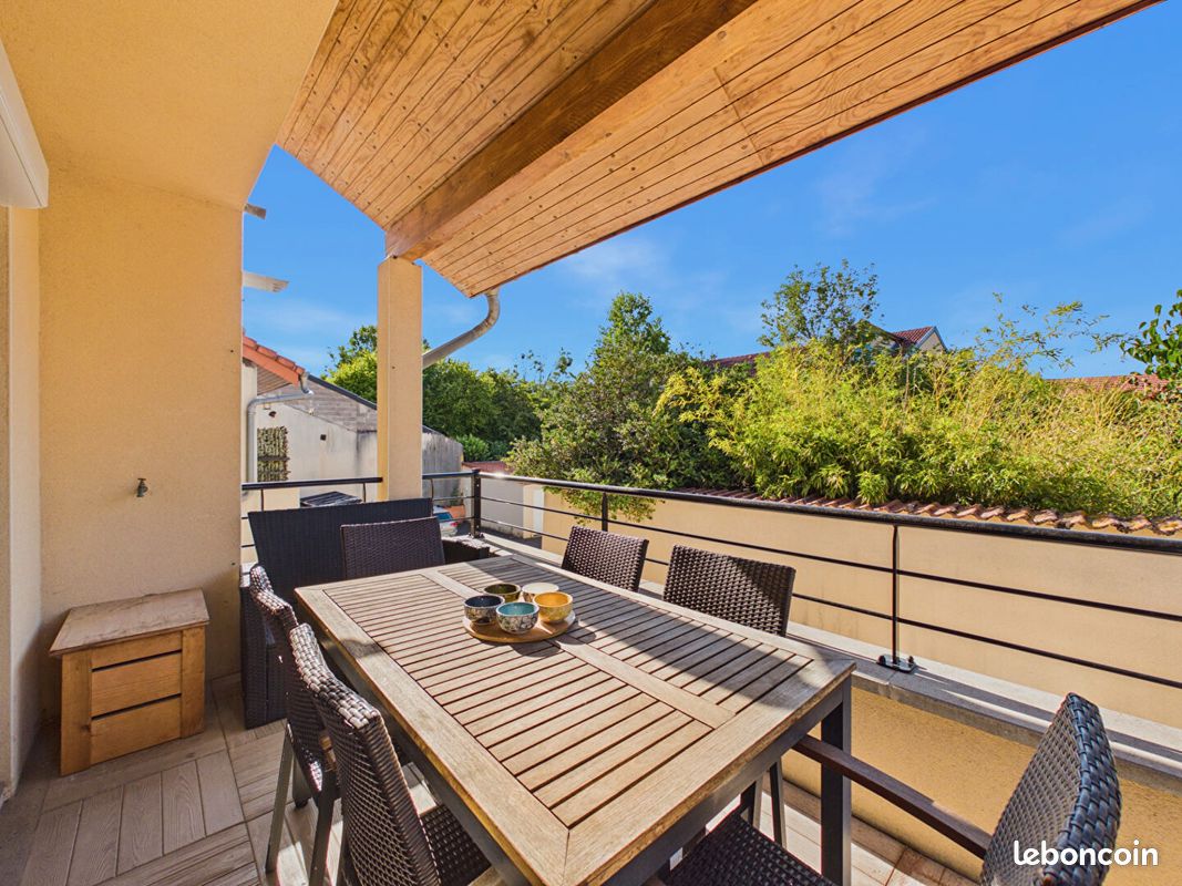 Appartement 3 pièces 79 m² · à Malroy · 79 m² · 210 000 €