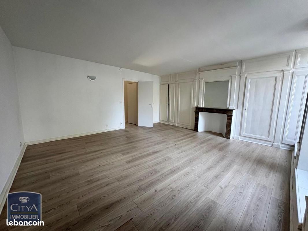 Appartement 2 pièces 65 m² · à Lille · 65 m² · 980 €/mois