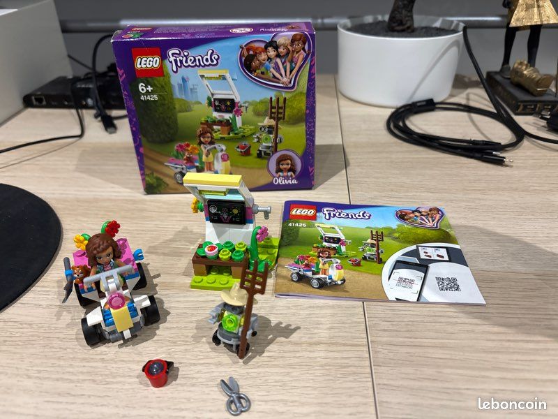 Lego friends Olivia 41425 (image 1)