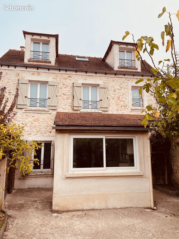 Maison 4 pièces 100 m² · à Thomery · 100 m² · 280 000 €