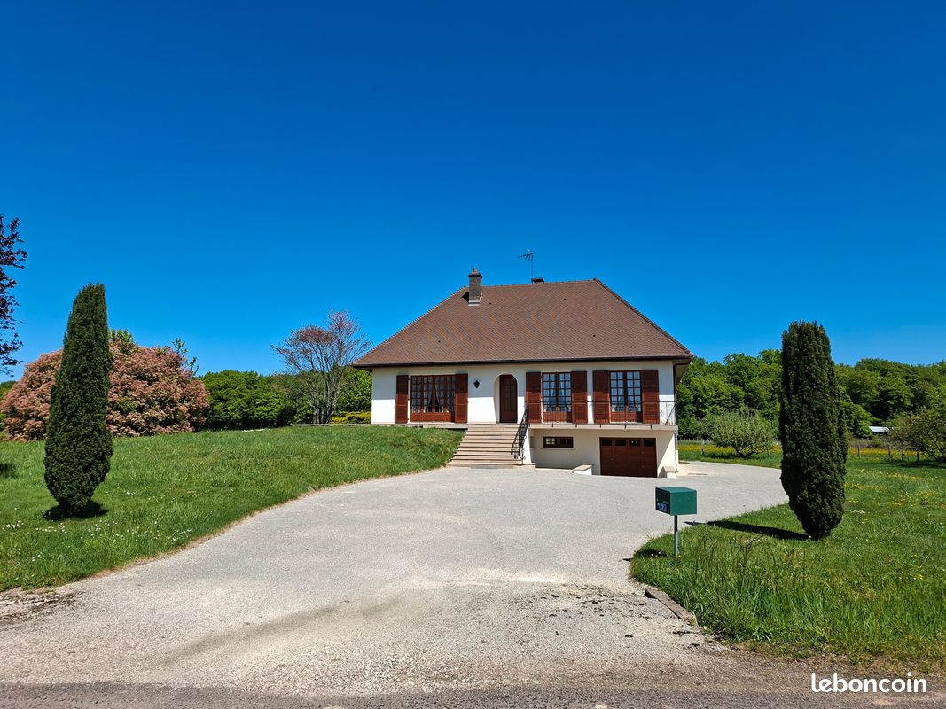 Maison 6 pièces 138 m² · à Toutenant · 138 m² · 239 000 €
