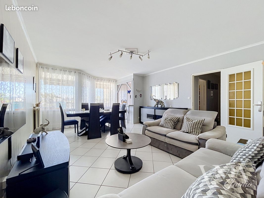 Appartement 4 pièces 94 m² · à Vaulx-en-Velin · 94 m² · 168 000 €