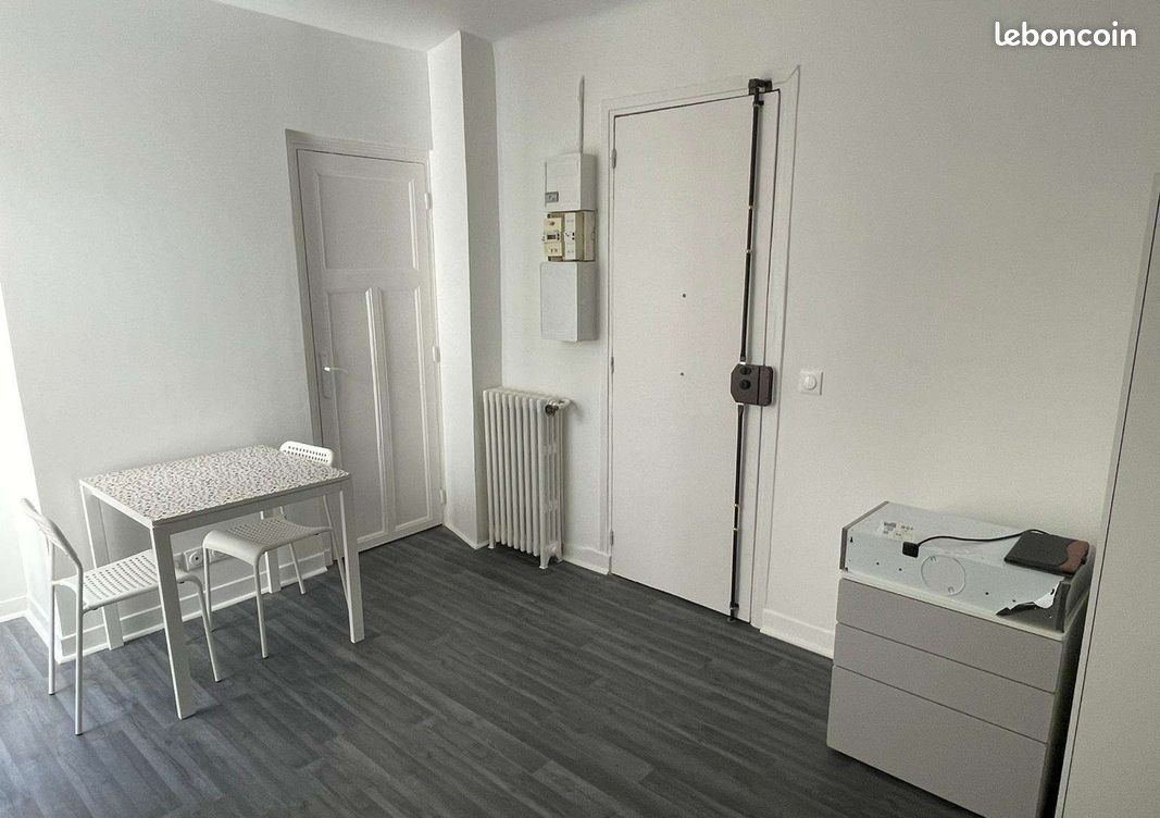 Appartement 1 pièce 18 m² · à La Garenne-Colombes · 18 m² · 700 €/mois