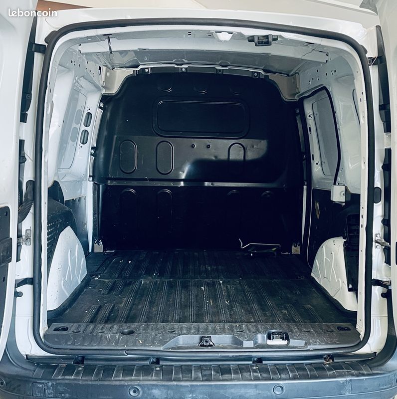 Renault KANGOO II EXPRESS 1.5 BLUE DCI 95CH CONFORT (image 7)