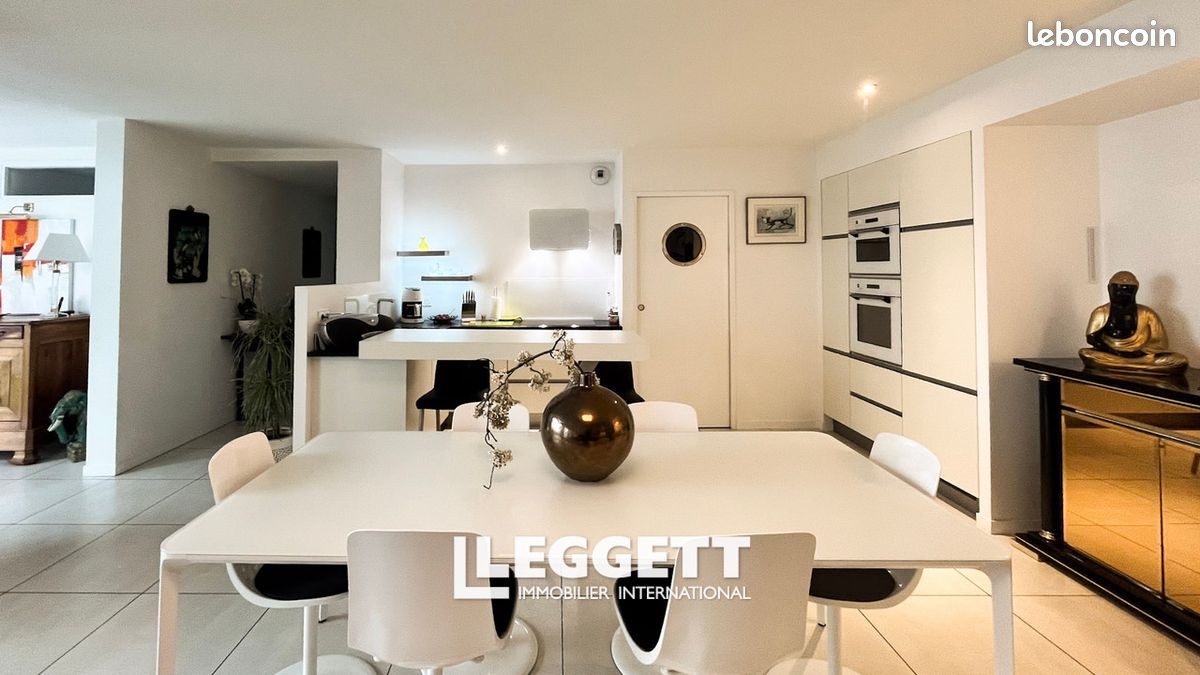 Appartement 4 pièces 119 m² · à La Rochelle · 119 m² · 666 500 €