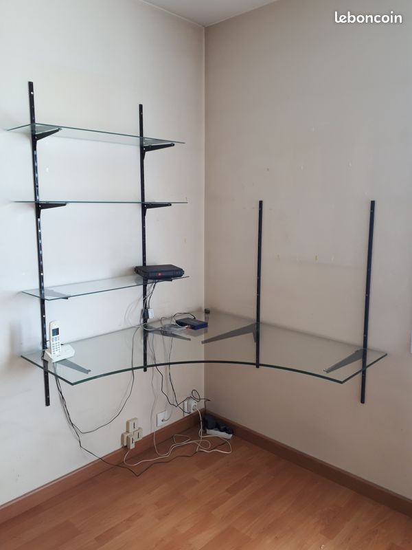 Bureau angle en verre (image 1)