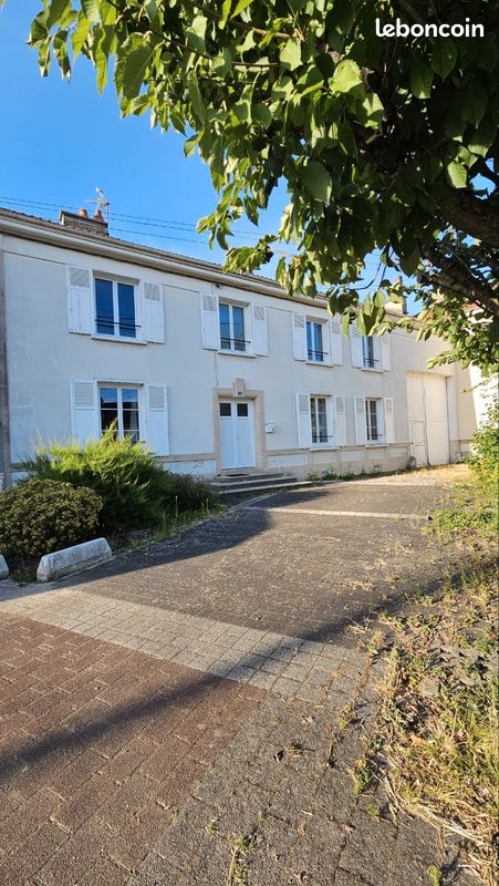 Maison 8 pièces 178 m² · à Saint-Dizier · 178 m² · 230 000 €
