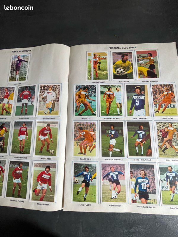 L'Album du club : commandez vos vignettes en format poster ! - OLYMPIC