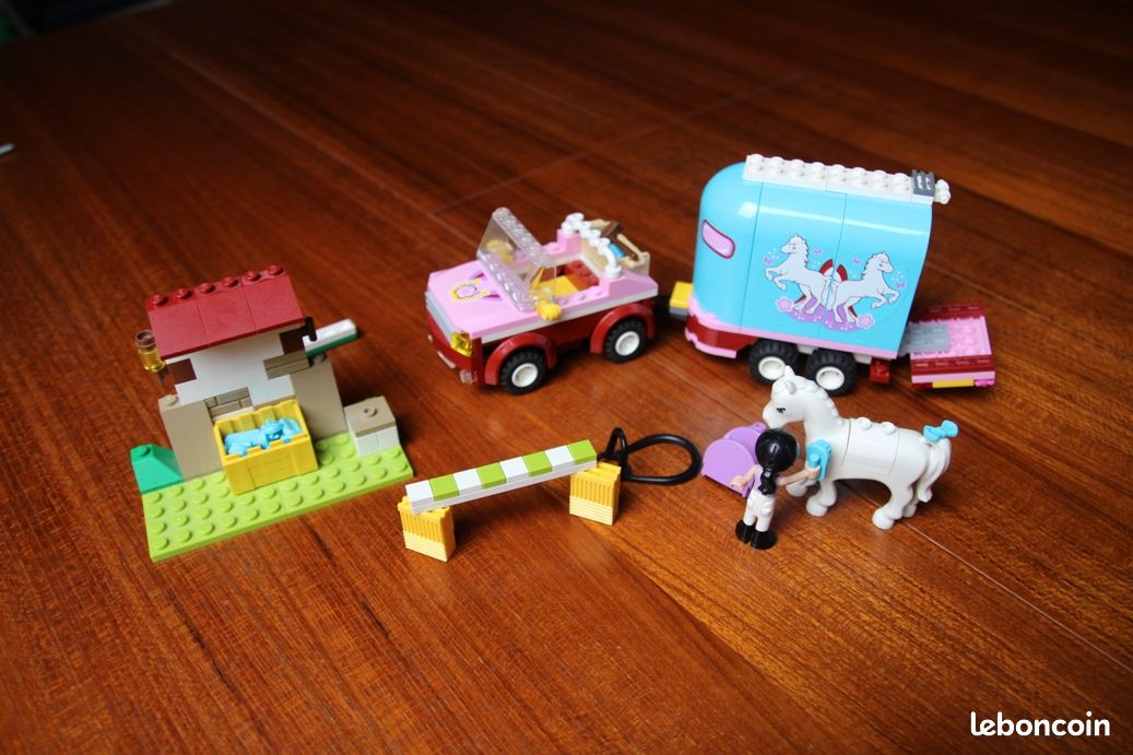 Lego Friends La remorque à chevaux d'Emma (image 1)
