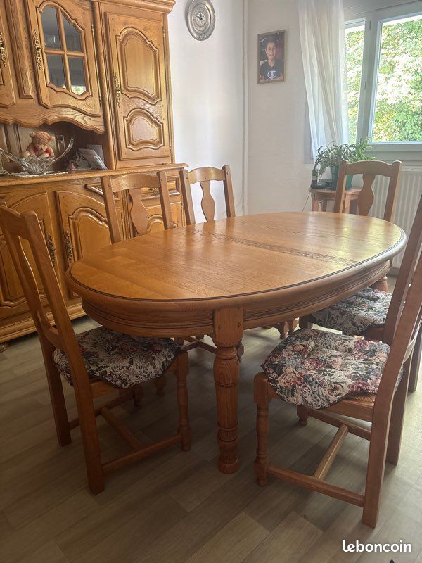 Salle à manger (image 1)