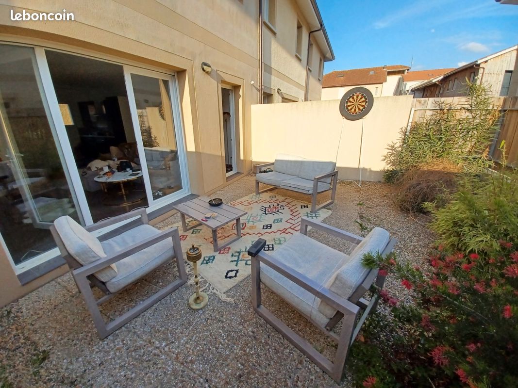 Maison 4 pièces 75 m² · à Hourtin · 75 m² · 1 090 €/mois