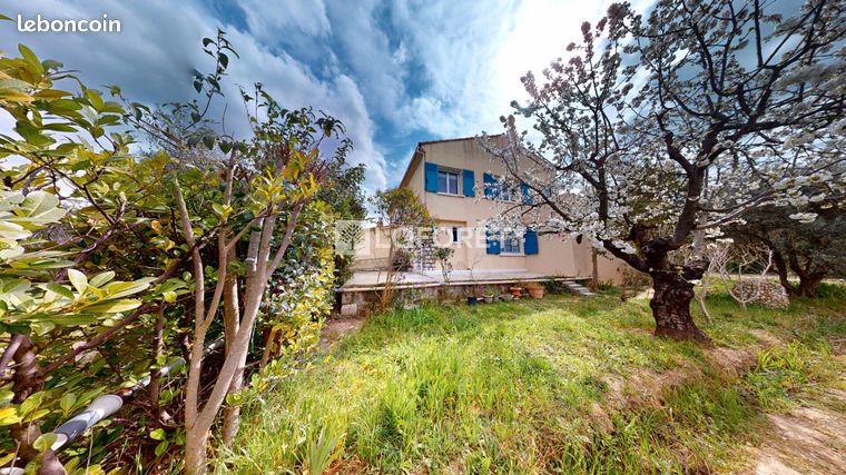 Maison 7 pièces 180 m²