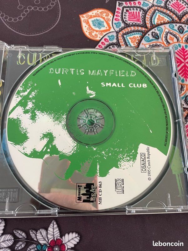 Cd bootleg curtis mayfield ( small club ) - CD - Musique