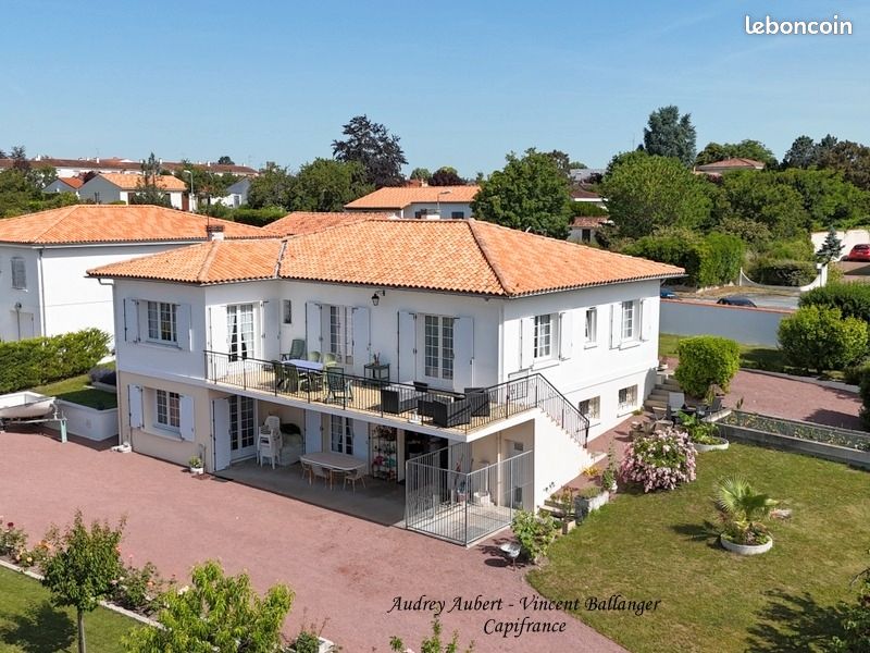 Maison 7 pièces 172 m² · à Tonnay-Boutonne · 172 m² · 349 000 €