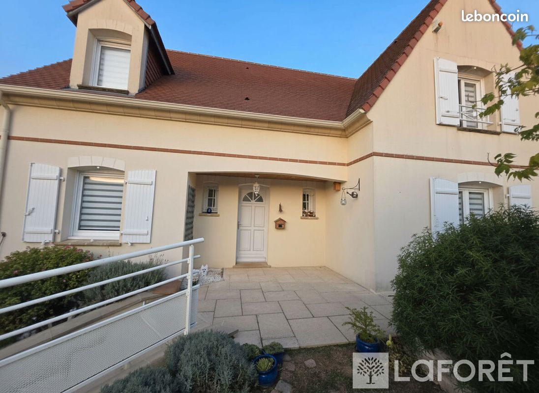 Maison 6 pièces 149 m² · à Noailles · 149 m² · 333 000 €