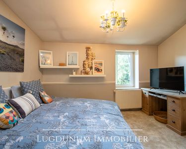 Maison 699 000 € - 202 m²