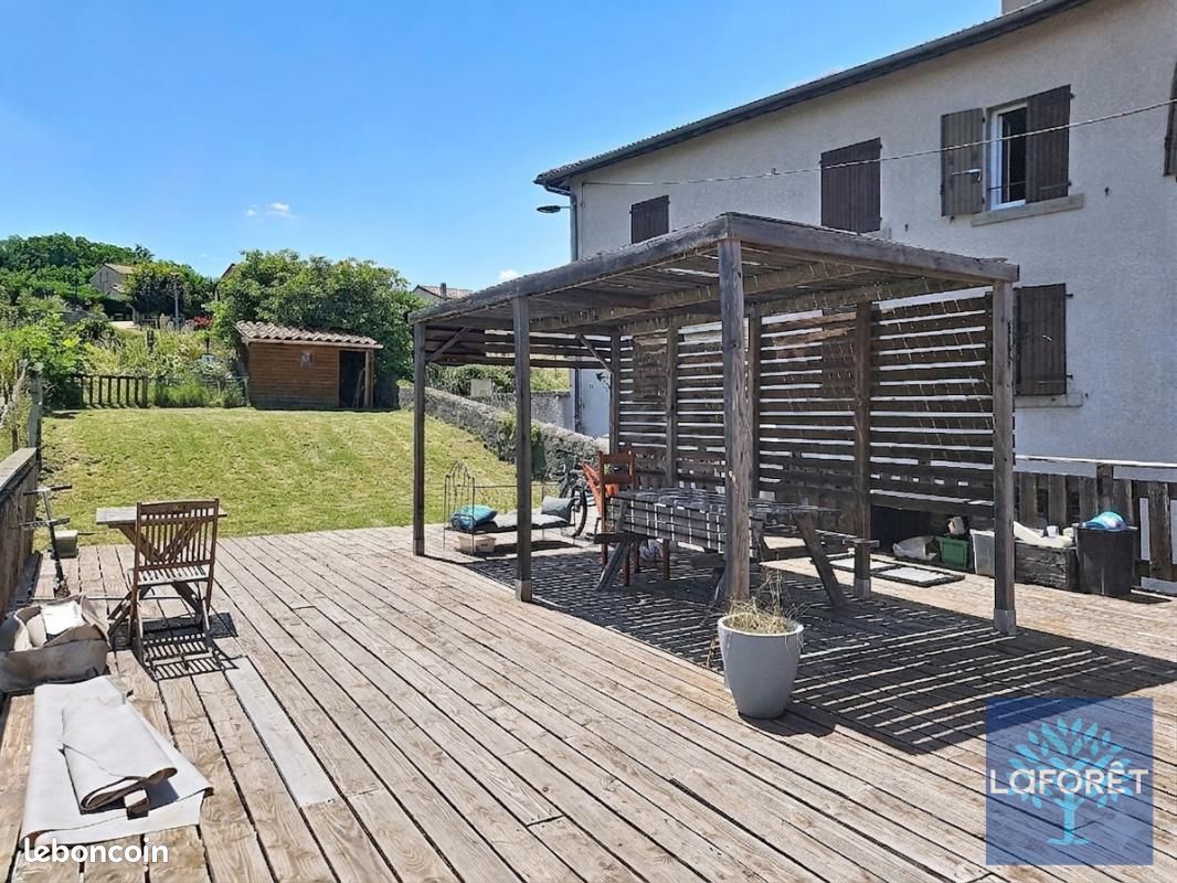 Maison 6 pièces 181 m² · à Espaly-Saint-Marcel · 181 m² · 169 000 €