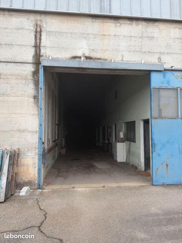 Local 900 m² LIMOGES (image 2)
