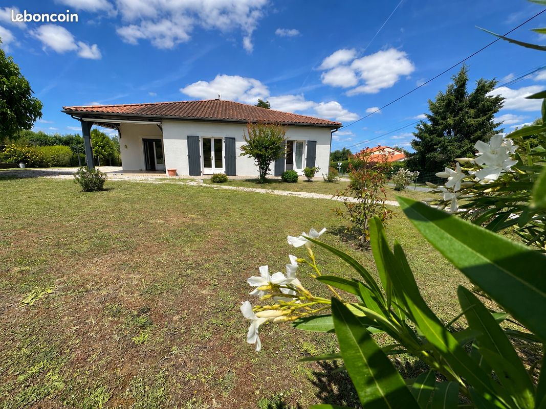 Maison 4 pièces 122 m² · à Saint Aulaye-Puymangou · 122 m² · 204 000 €