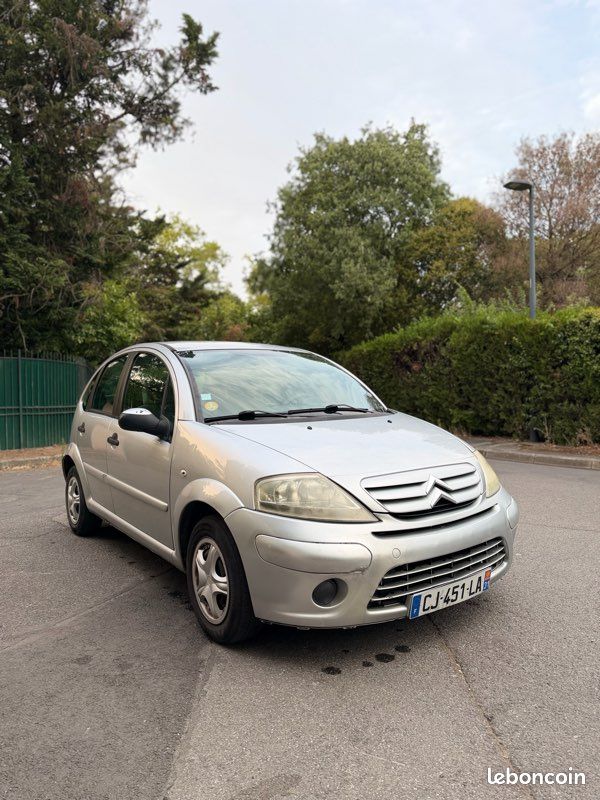 Citroën C3 Phase 2 1.4 HDI 70CV contrôle technique ok (image 2)
