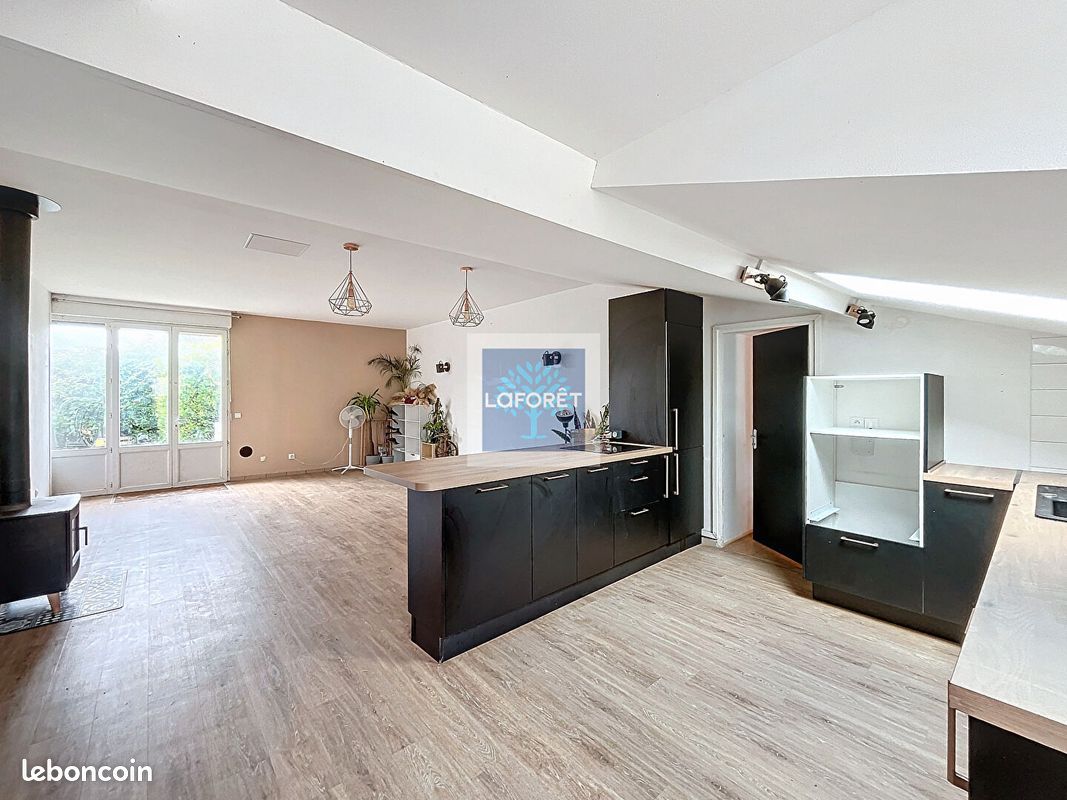 Maison 4 pièces 94 m² · à Cars · 94 m² · 953 €/mois