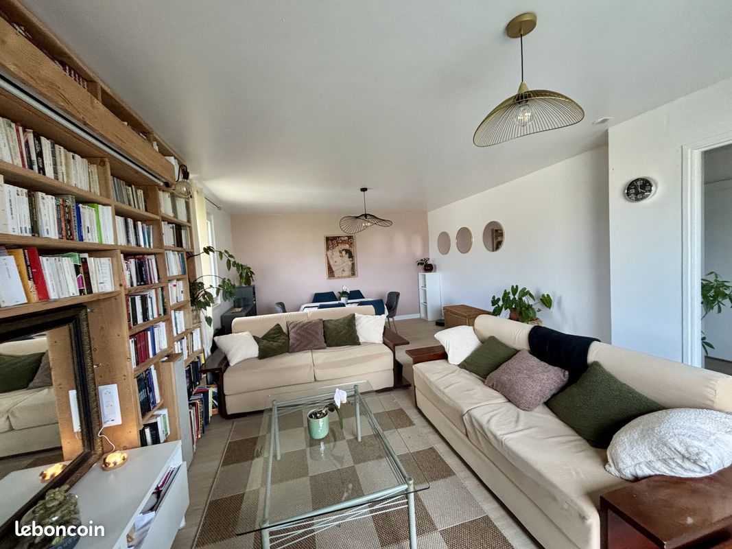 Maison 6 pièces 206 m² · à Saint-Jory · 206 m² · 349 000 €