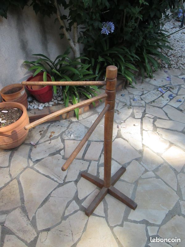 Porte serviette en bois (image 2)
