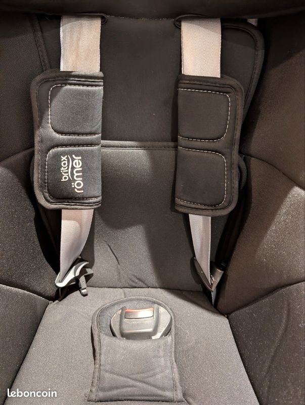 Siège auto Britax Römer Dualfix M i-size pivotant (image 7)