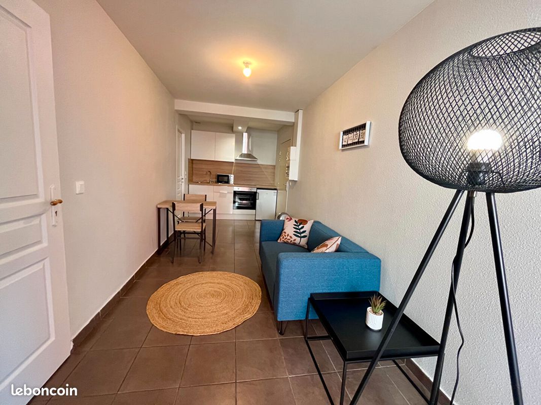 Appartement 2 pièces 27 m² · à Villefranche-sur-Saône · 27 m² · 598 €