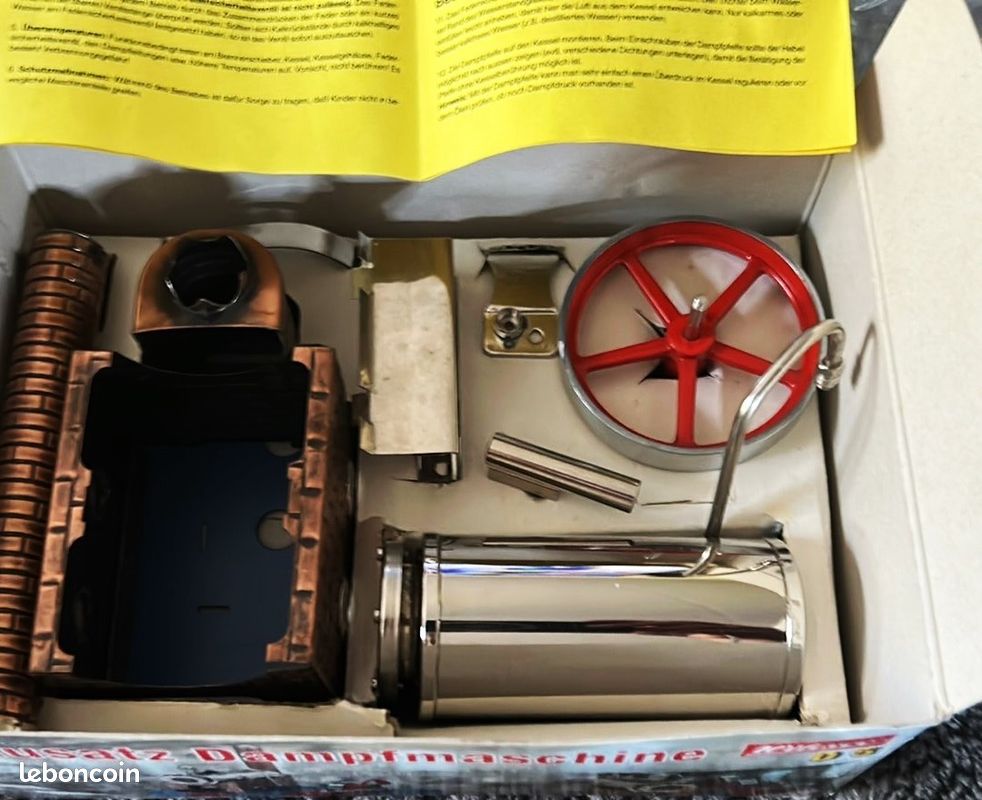 Wilesco machine à vapeur sur socle réf D12 - Jeux & Jouets