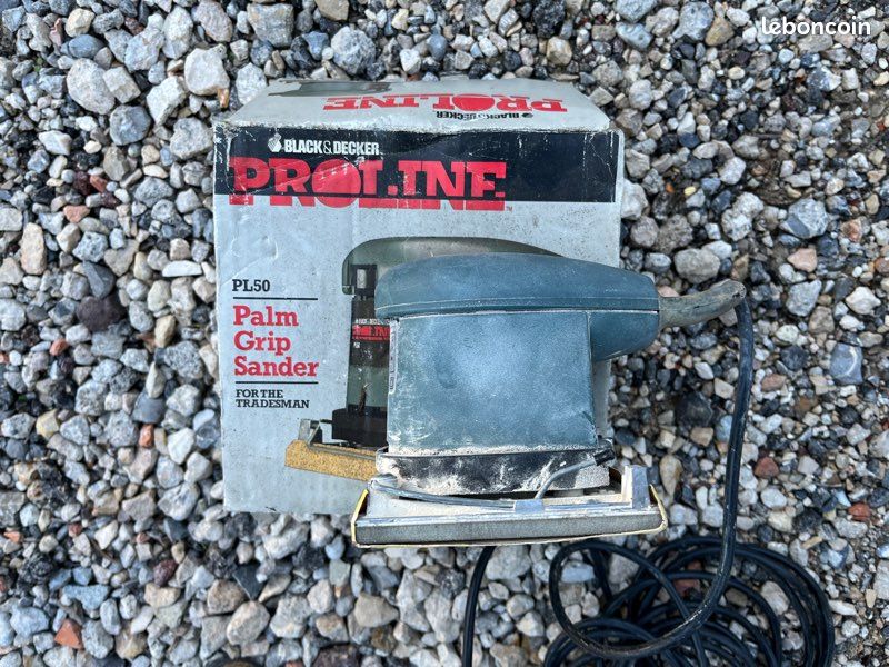 Ponceuse filaire BLACK & DECKER (image 1)