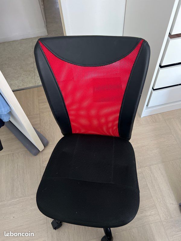 Vente chaise pour ordinateur (image 1)