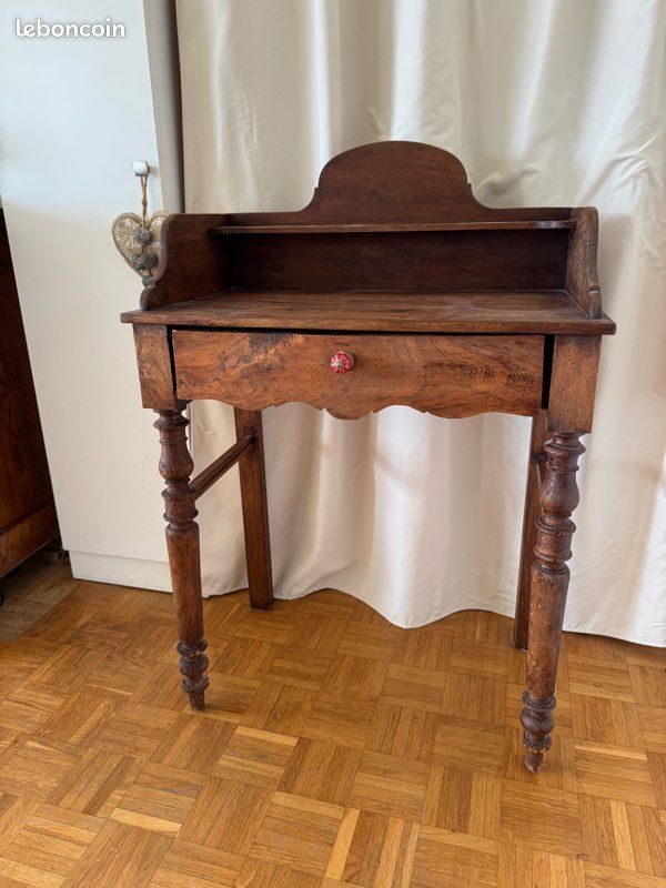 Coiffeuse ancienne (image 1)