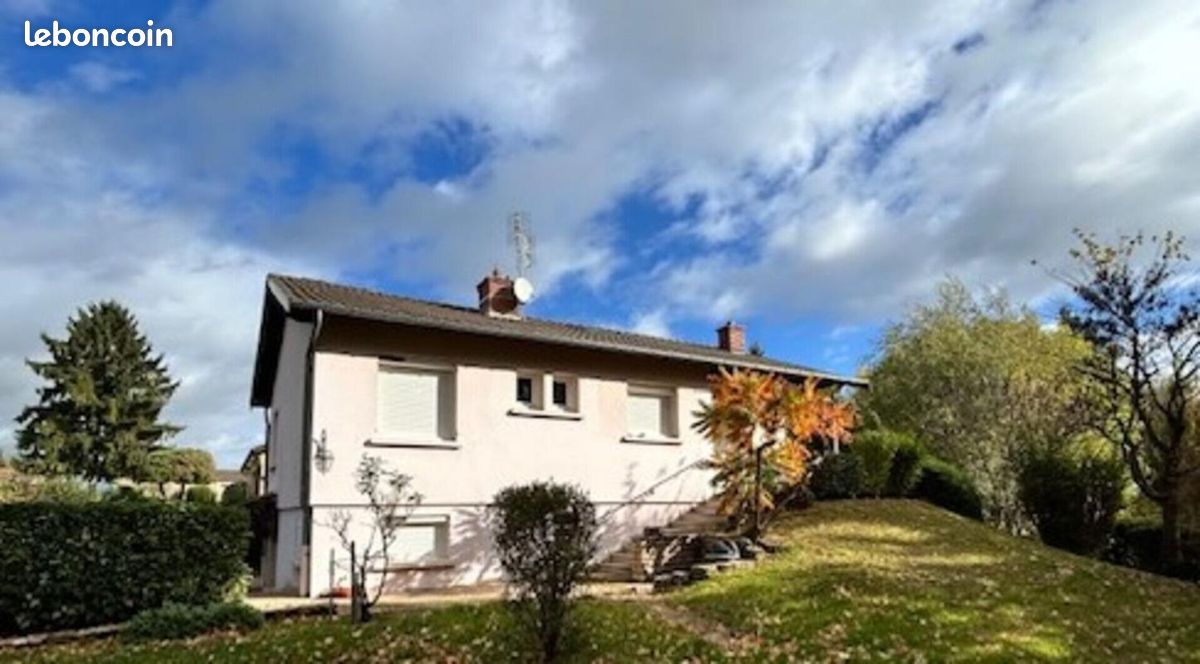 Maison 6 pièces 163 m² · à Sancé · 163 m² · 237 000 €
