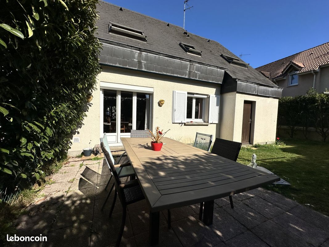 Maison 5 pièces 98 m² · à Le Petit-Quevilly · 98 m² · 249 000 €