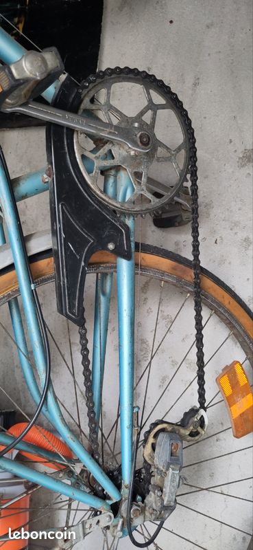 Petit Sujet Animé CYCLES BGA ST ETIENNE, Dérailleur VELECTRIK, La Tête Bouge, Très Bon état