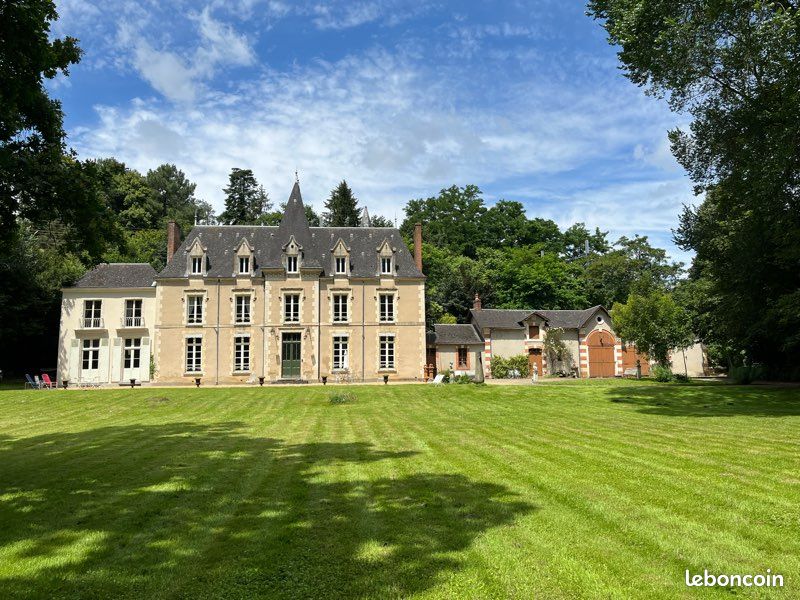 Maison 16 pièces 400 m² · à Le Mans · 400 m² · 495 000 €