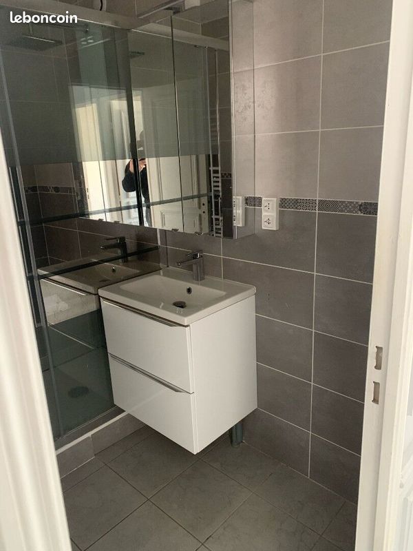 Appartement a louer rillieux-la-pape - 4 pièce(s) - 85 m2 - Surfyn