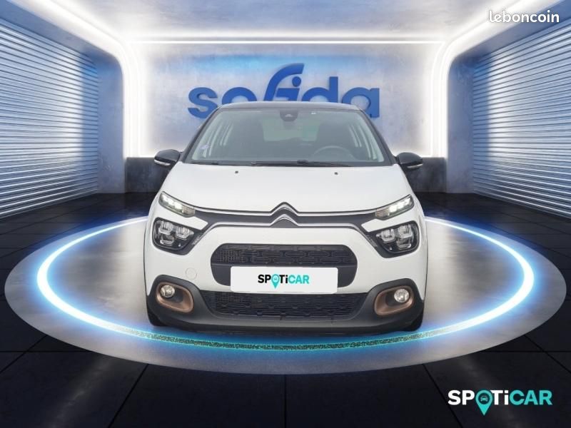 Citroen C3 1.2 PureTech 110ch S&S C-Series 120-121g (image 2)
