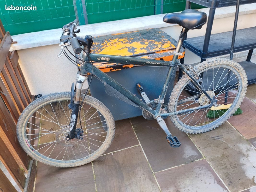 VTT jeep wrangler Vélos