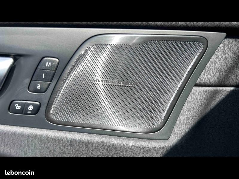 Volvo XC60 T6 Hybride Rechargeable 253 + 145ch Ultra Style Chrome Geartronic 8 AWD (image 17)