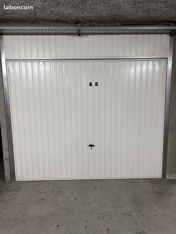 Garage / Box / Parking / Sous Terrain