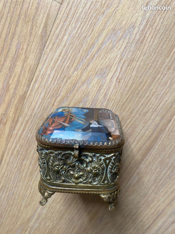 Coffret à Bijoux Vintage En Laiton Et Verre - Boîte Ancienne Française - Objet D'occasion à Collectionner