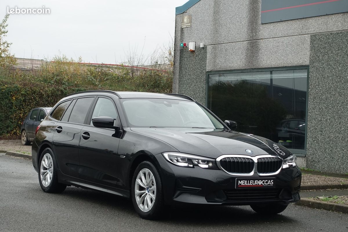 320ea Touring Hybride Rechargeable 204ch E-Drive BVA Live cockpit/Cuir Sport chauffant/Gps Europe/Caméra/Carplay/Hayon électrique/Accès confort/1*Main/Garantie 12 mois (image 3)