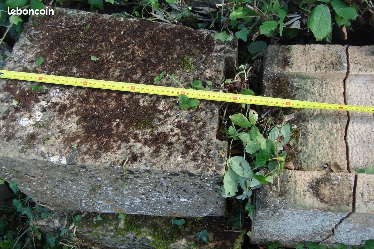Pierres taillees (image 4)