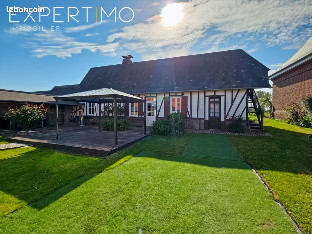 Maison 6 pièces 145 m² · à Petit-Caux · 145 m² · 220 000 €
