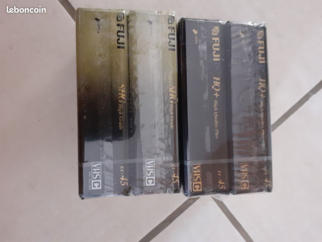 Lot de 4 videocassette fuji (image 2)