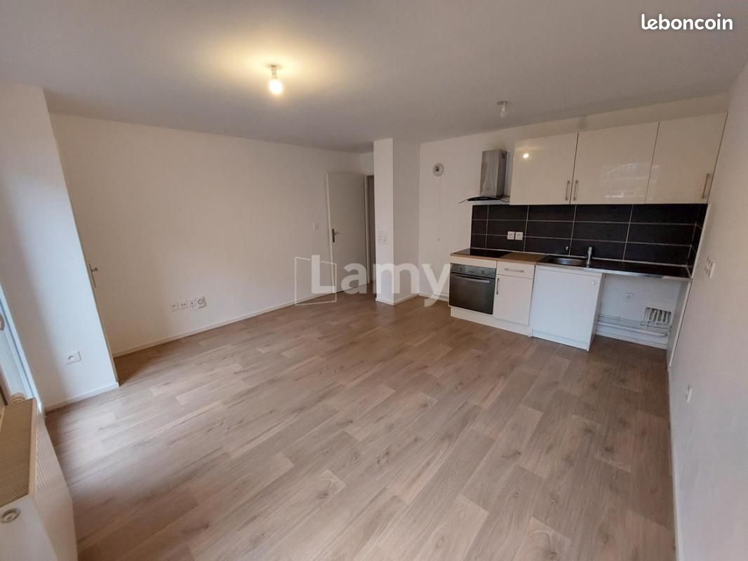 Appartement 1 pièce 29 m² · à Arpajon · 29 m² · 545 €/mois