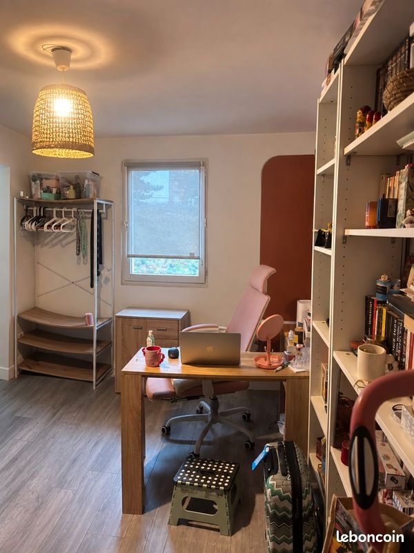Appartement 1 pièce 20 m² · à Courbevoie · 20 m² · 815 €/mois